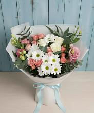 Букет цветов из:  Розы, Лизиантусы и Хризантемы в Яндаре