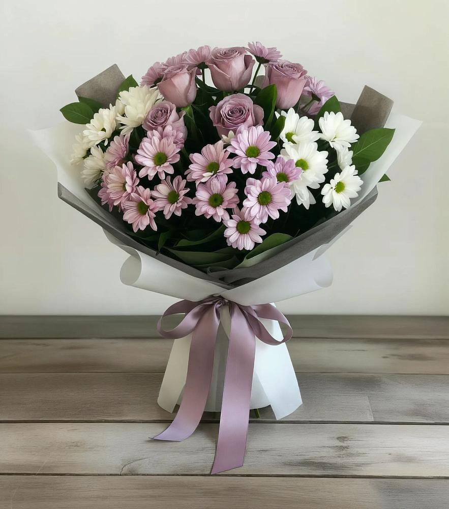 Букет цветов из: Хризантемы и Розы в Яндаре