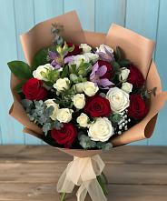 Букет цветов из:  Розы и Альстромерии в Яндаре