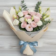 Букет цветов из:  Лизиантусы в Яндаре