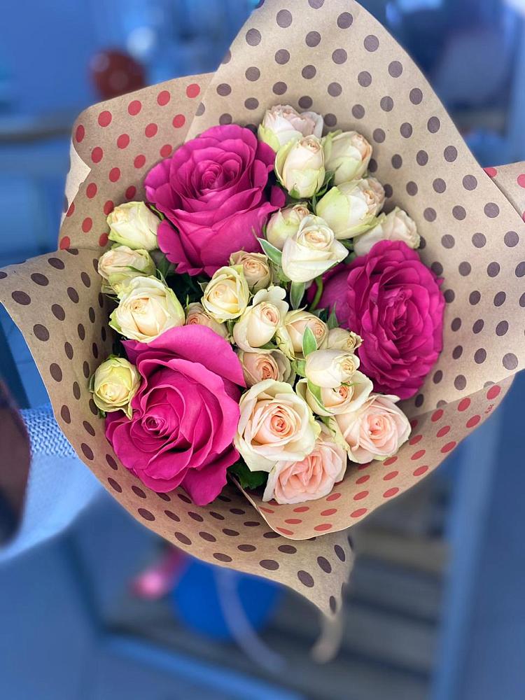 Букет цветов из: Розы в Яндаре