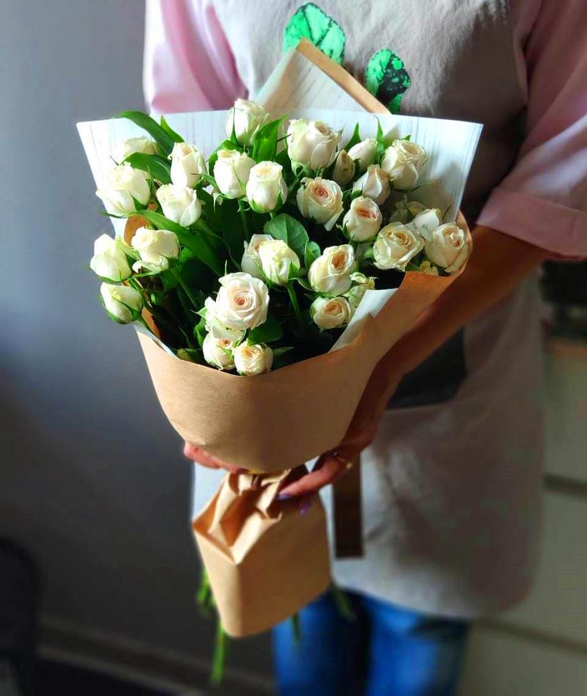 Букет цветов из: Розы в Яндаре