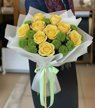 Букет цветов из:  Хризантемы и Розы в Яндаре