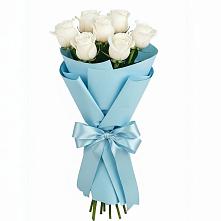 Букет 7 белых роз Проуд в Яндаре