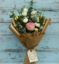 Букет цветов из:  Розы и Лизиантусы #REPLACE_PRED# Яндаре