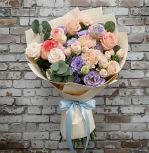 Букет цветов из:  Розы, Лизиантусы и Гвоздики #REPLACE_PRED# Яндаре